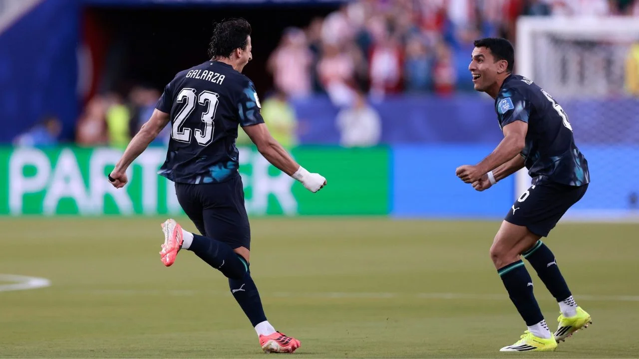 Paraguay sigue con vida en el Mundial tras vencer 1-0 a Turquía