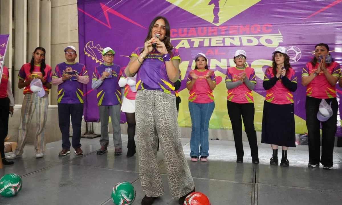 La alcaldesa Alessandra Rojo de la Vega presentó el Pasaporte Cuauhtémoc, una herramienta que servirá a los visitantes en el Mundial 2026.