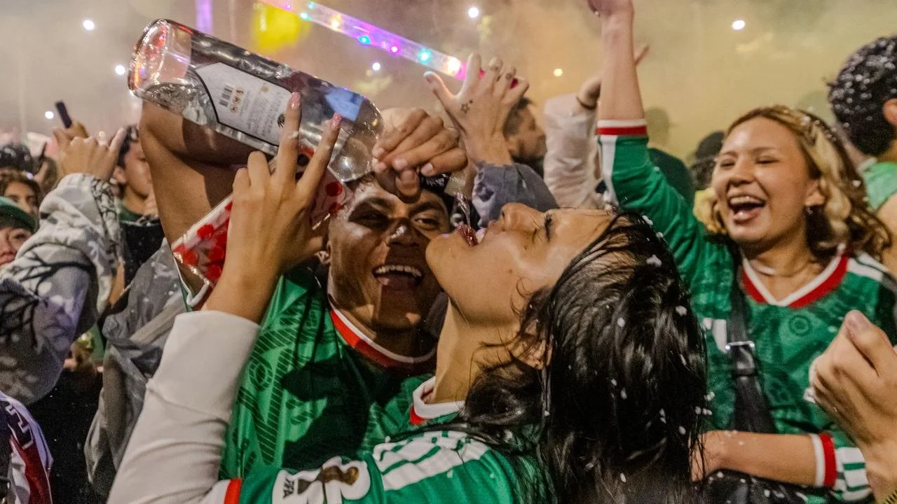 ¿Prohibirán bebidas alcohólicas en festejos del Mundial en CDMX? Esto sabemos