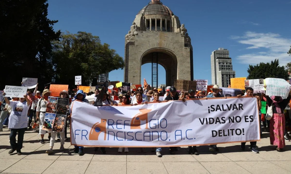 Luego de cumplirse los dos plazos para el regreso de los perros al Refugio Franciscano, integrantes convocaron a una marcha en el Mundial.