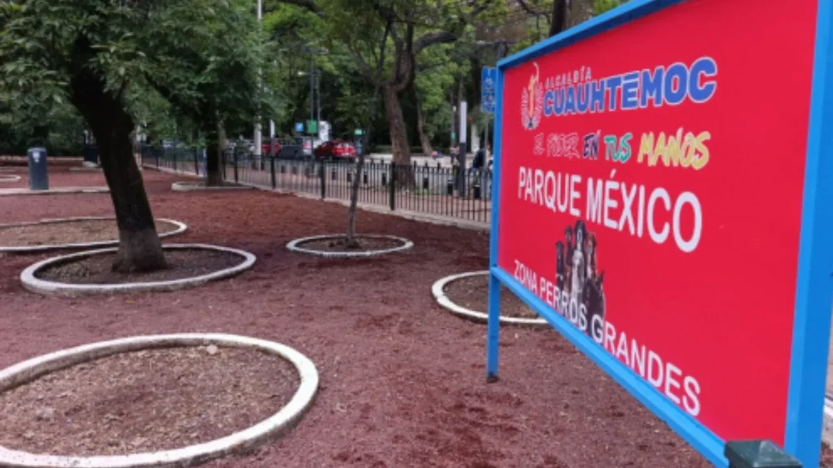 La zona para perros en el Parque México ha quedado reinaugurada tras concluir con los trabajos de rehabilitación.