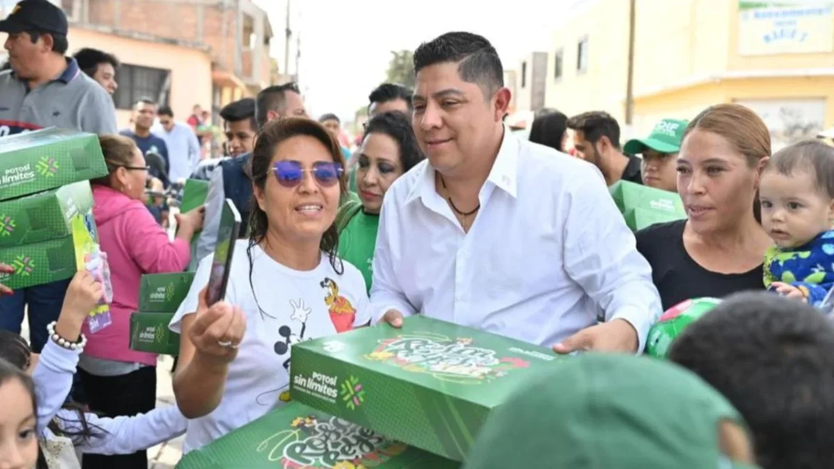 Habitantes de diferentes colonias, reconocieron la presencia de Ricardo Gallardo y destacaron su trabajo al llevar roscas y juguetes.
