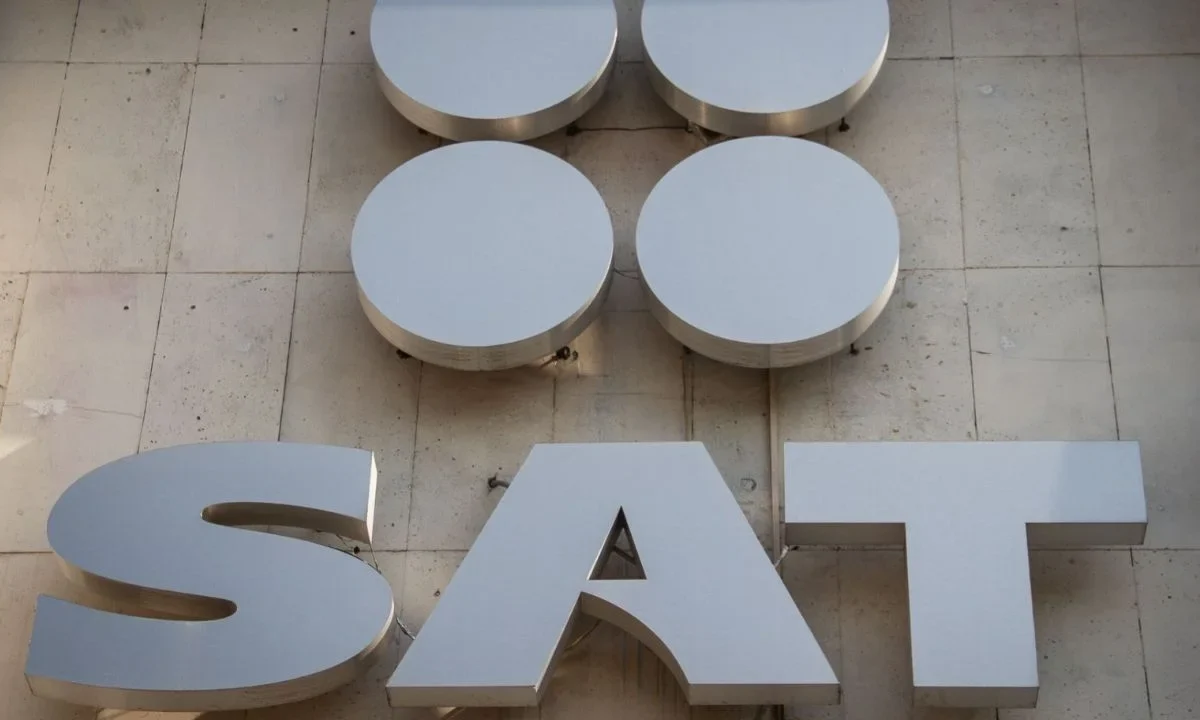 Con el objetivo de acercar servicios tributarios a comunidades alejadas y zonas urbanas de difícil acceso, el SAT llevará oficinas móviles.