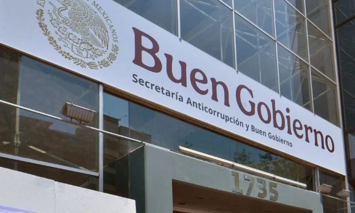 La Secretaría Anticorrupción y Buen Gobierno informó que impuso sanciones a 13 funcionarios de distintas dependencias.