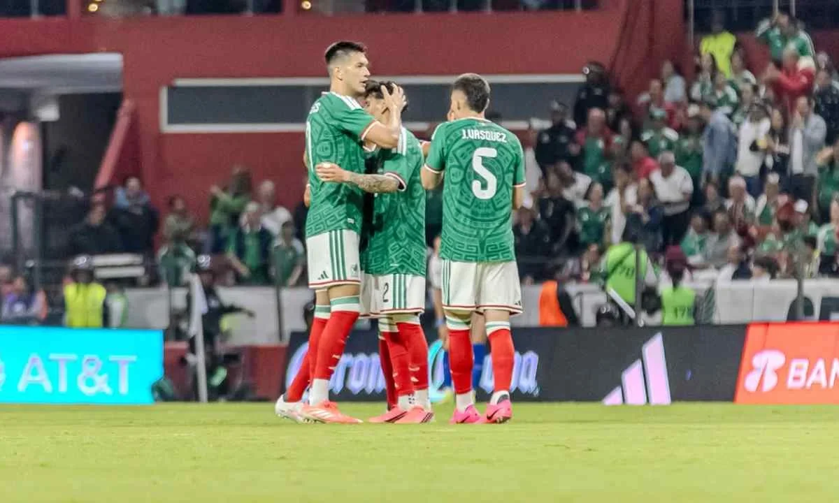 La Selección Mexicana goleó 5-1 a Serbia en su último partido de preparación previo al Mundial.