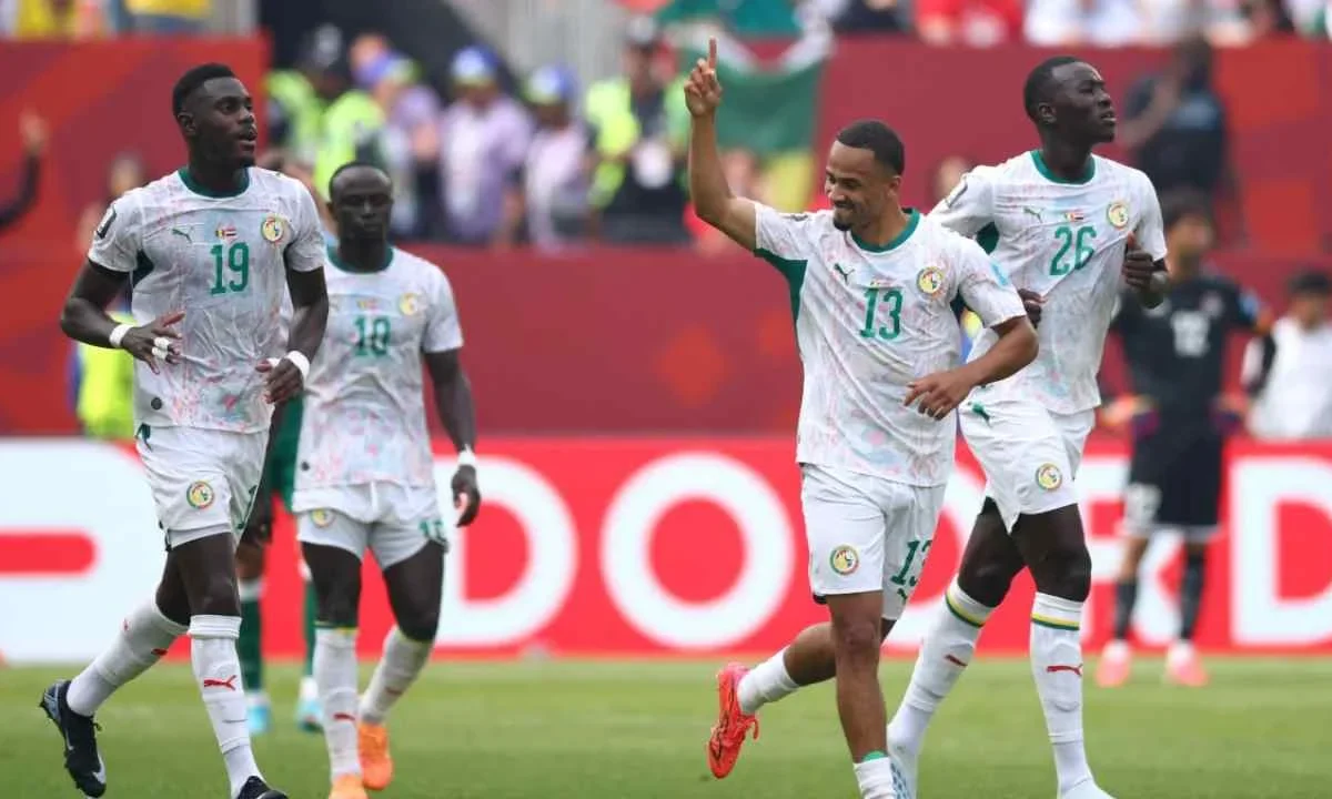 La Selección de Senegal goleó a Irak con la esperanza de avanzar a los 16avos de final.