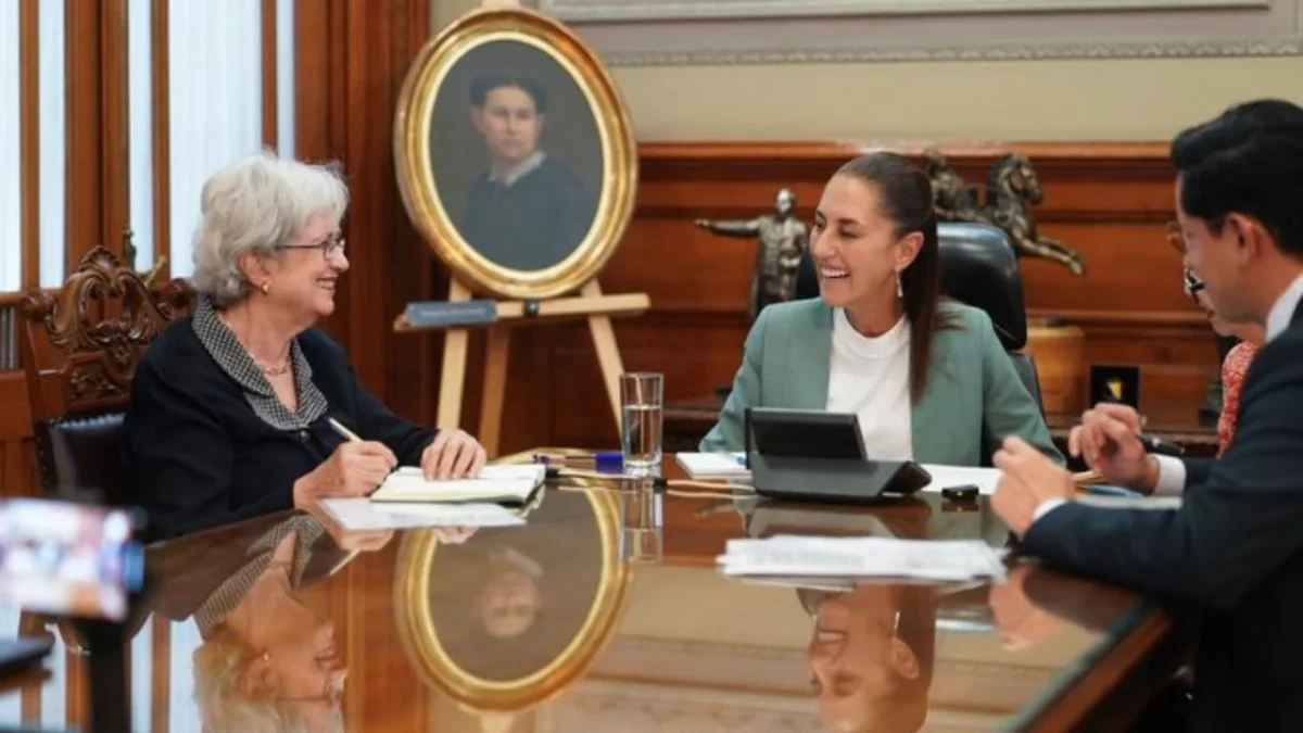 La presidenta Sheinbaum sostuvo este martes una conversación vía telefónica con la primera ministra de Barbados, Mia Amor Mottley.