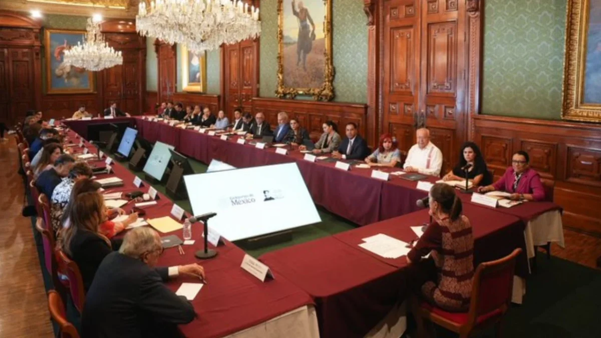 Sheinbaum supervisa con gobernadores los avances del IMSS-Bienestar