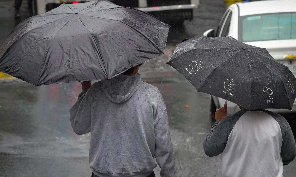 Clima hoy: un temporal de lluvias generará precipitaciones intensas en gran parte de México, mientras la onda de calor continuará afectando diversas regiones del país.