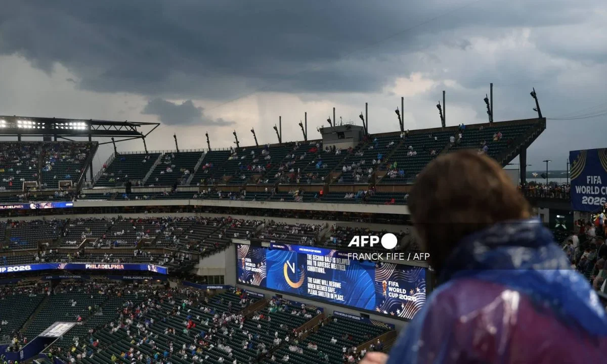 Debido a una tormenta eléctrica en Filadelfia se suspendió el partido entre Francia e Irak del Mundial 2026, según reportó la FIFA.