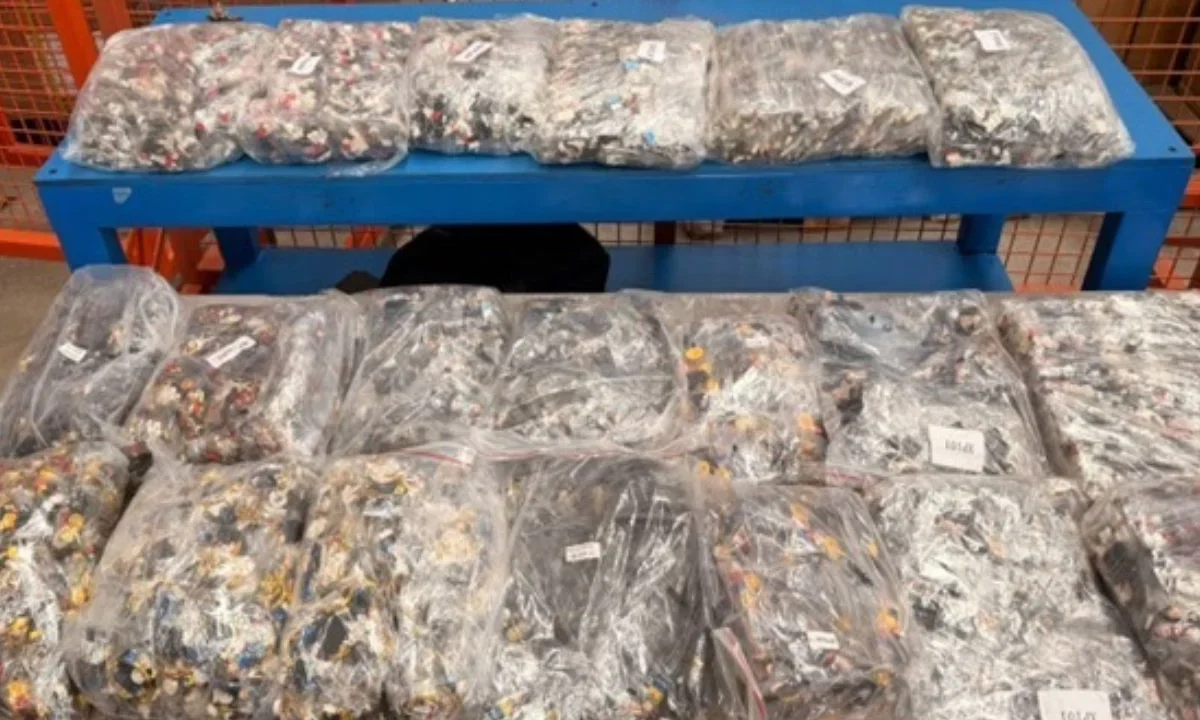 Aseguran más de 3 mil 300 Legos pirata en la Aduana de Querétaro