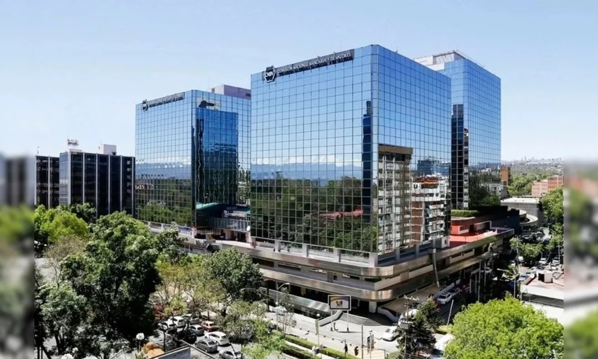 El Instituto Nacional Electoral (INE) determinó que la Comisión Nacional Bancaria y de Valores (CNBV)