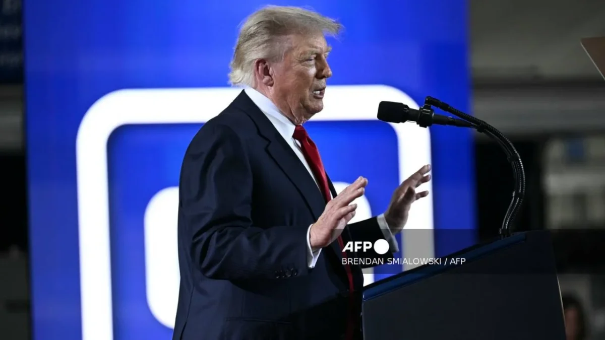 Trump se burla de cómo Sheinbaum pronuncia 'México'