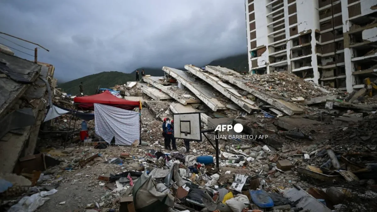 A unos cuantos días de cumplirse el mes del doble sismo que azotó el país de Venezuela, autoridades contabilizan 5,398 muertos.