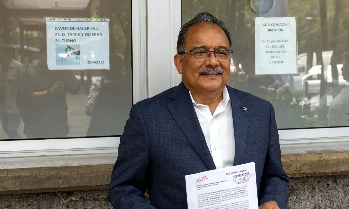 Andrés Mijes solicitó a la ASF revisar su administración en Escobedo, pero también auditar obras estatales del gobernador Samuel García.