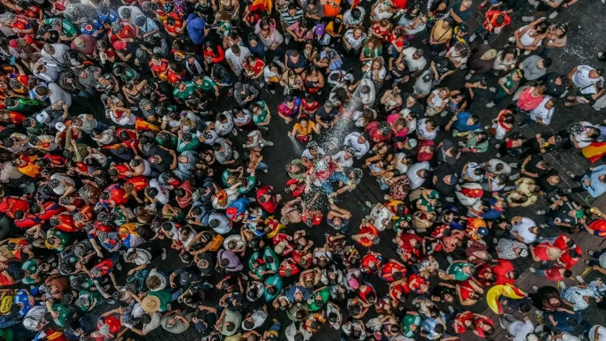 Luego de que Argentina perdió la Final del Mundial 2026, los albicelestes protagonizaron una pelea con mexicanos en Paseo de la Reforma.