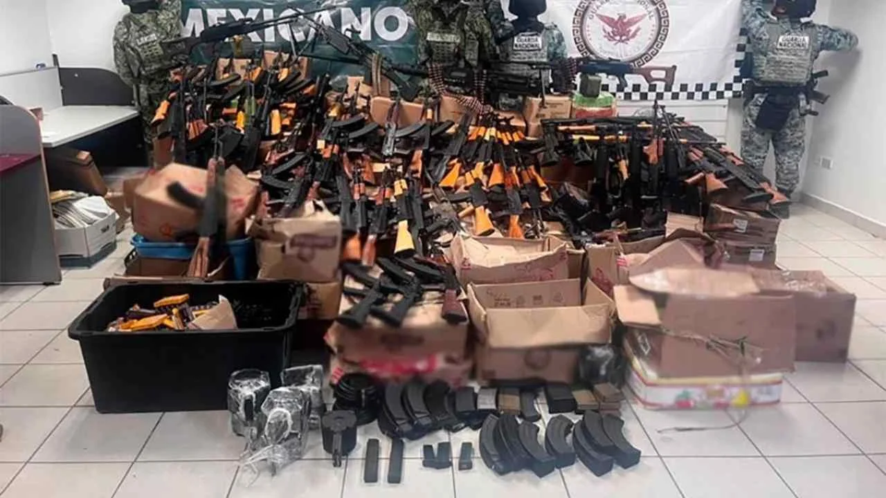 Aseguran centro de acopio de armas vinculada al Cártel del Pacífico
