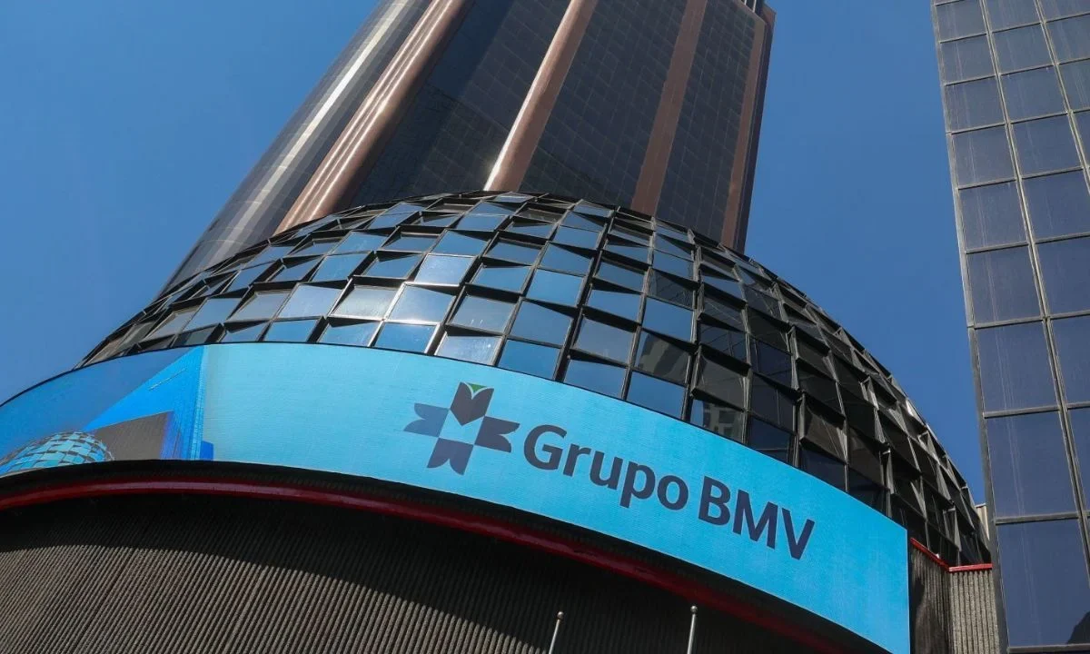 En el segundo trimestre del año, la Bolsa Mexicana de Valores reportó ingresos por mil 198 millones de pesos.