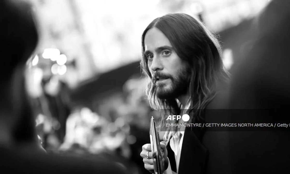 El actor y cantante estadounidense Jared Leto negó las acusaciones de agresión y acoso sexual presentadas en su contra por 10 mujeres.