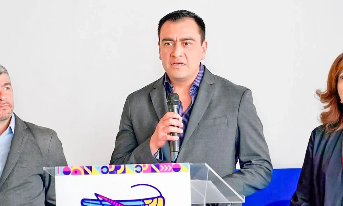 César Garrido fue señalado por realizar promoción indebida de su persona en búsqueda de la alcaldía Miguel Hidalgo.