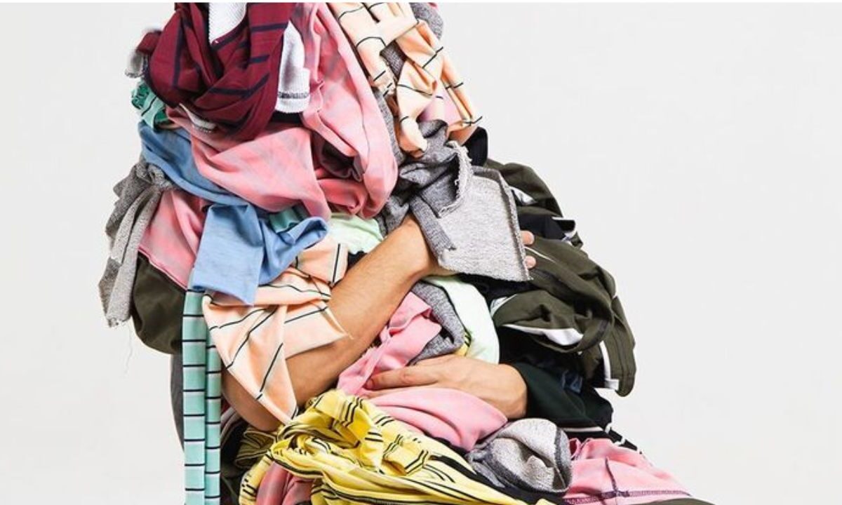 China criticó la iniciativa de Francia para limitar el crecimiento de la moda ultrarrápida y advirtió que podría tomar represalias