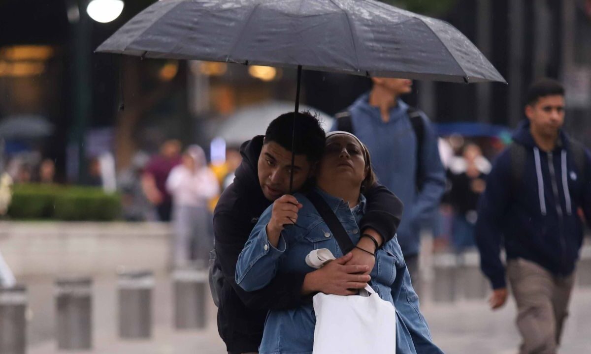 Clima hoy: Bertha, el monzón mexicano y la onda tropical número 20 favorecerán lluvias muy fuertes en cinco estados, mientras la onda de calor continuará afectando zonas del norte y noroeste de México