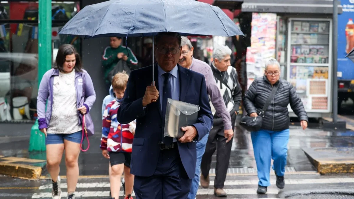 Clima hoy: Morelos, Puebla y Oaxaca enfrentarán lluvias muy fuertes con descargas eléctricas, mientras la onda de calor persistirá en el norte y sur del país
