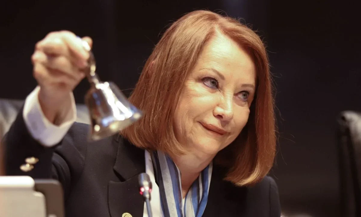 La Comisión Permanente recibió la iniciativa de Ley contra el delito de feminicidio enviada por la presidenta Claudia Sheinbaum al Congreso.