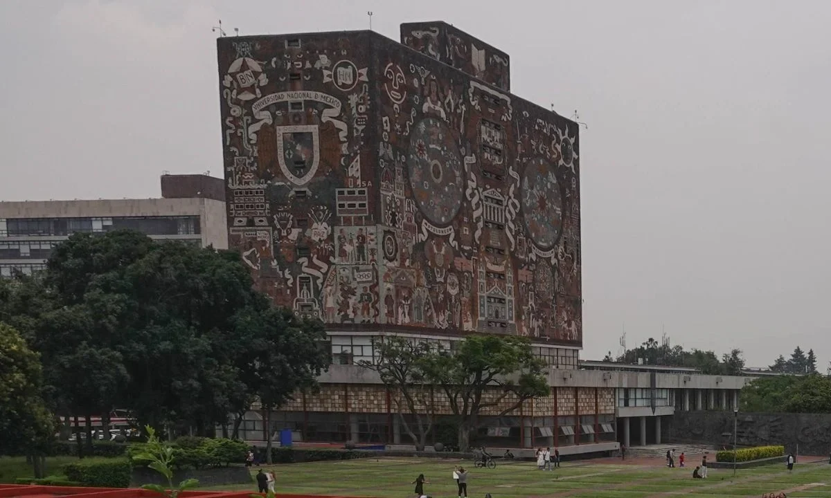 La Comisión Técnica para la revisión del Proceso de Ingreso a la Licenciatura 2026 de la UNAM llegó a la conclusión de realizar un “examen de control” presencial.