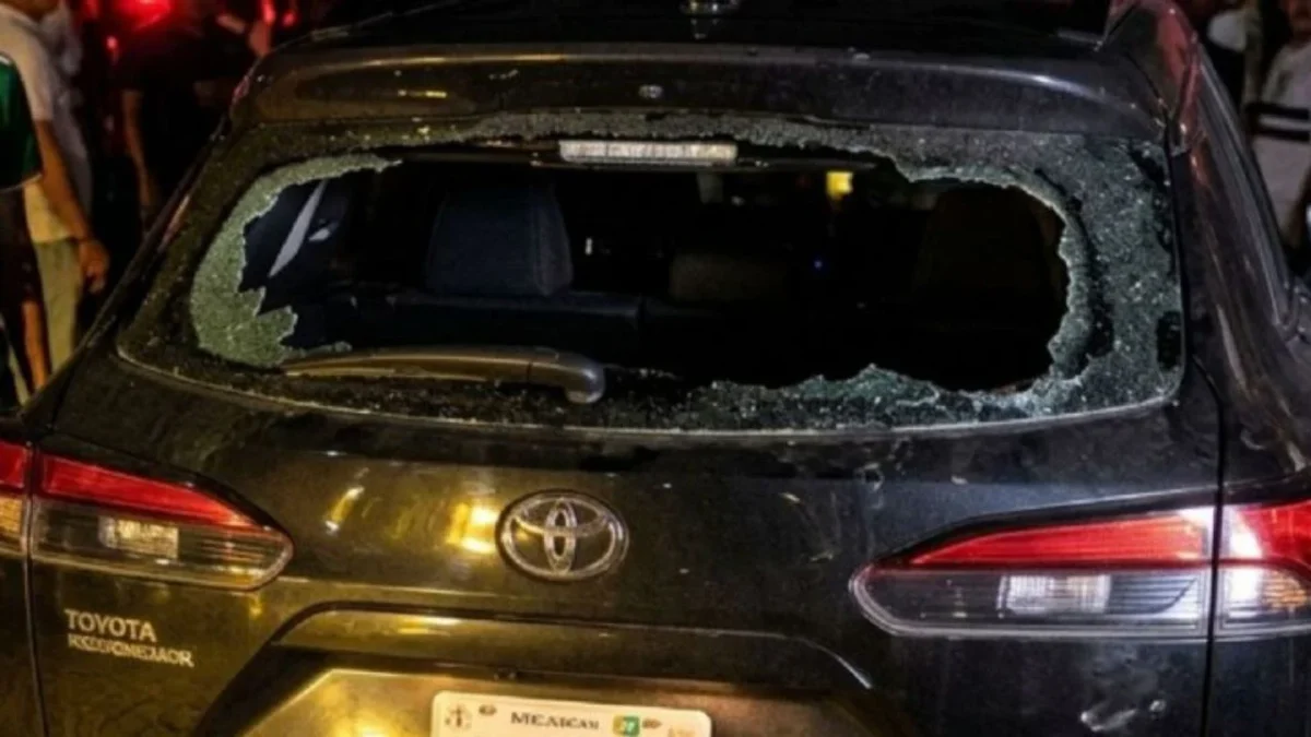 Un conductor, en presunto estado de ebriedad, atropelló a varios aficionados que celebraban el triunfo de México en Hidalgo.