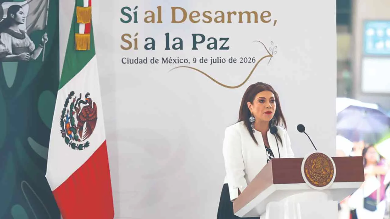 Desarme voluntario sacó 1,800 armas de las calles: Clara Brugada
