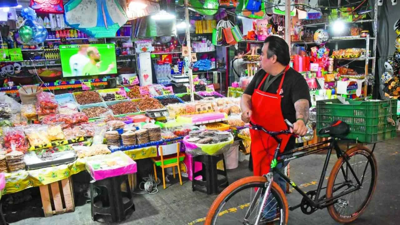 El consumo mantiene debilidad, pese al efecto del Mundial 2026