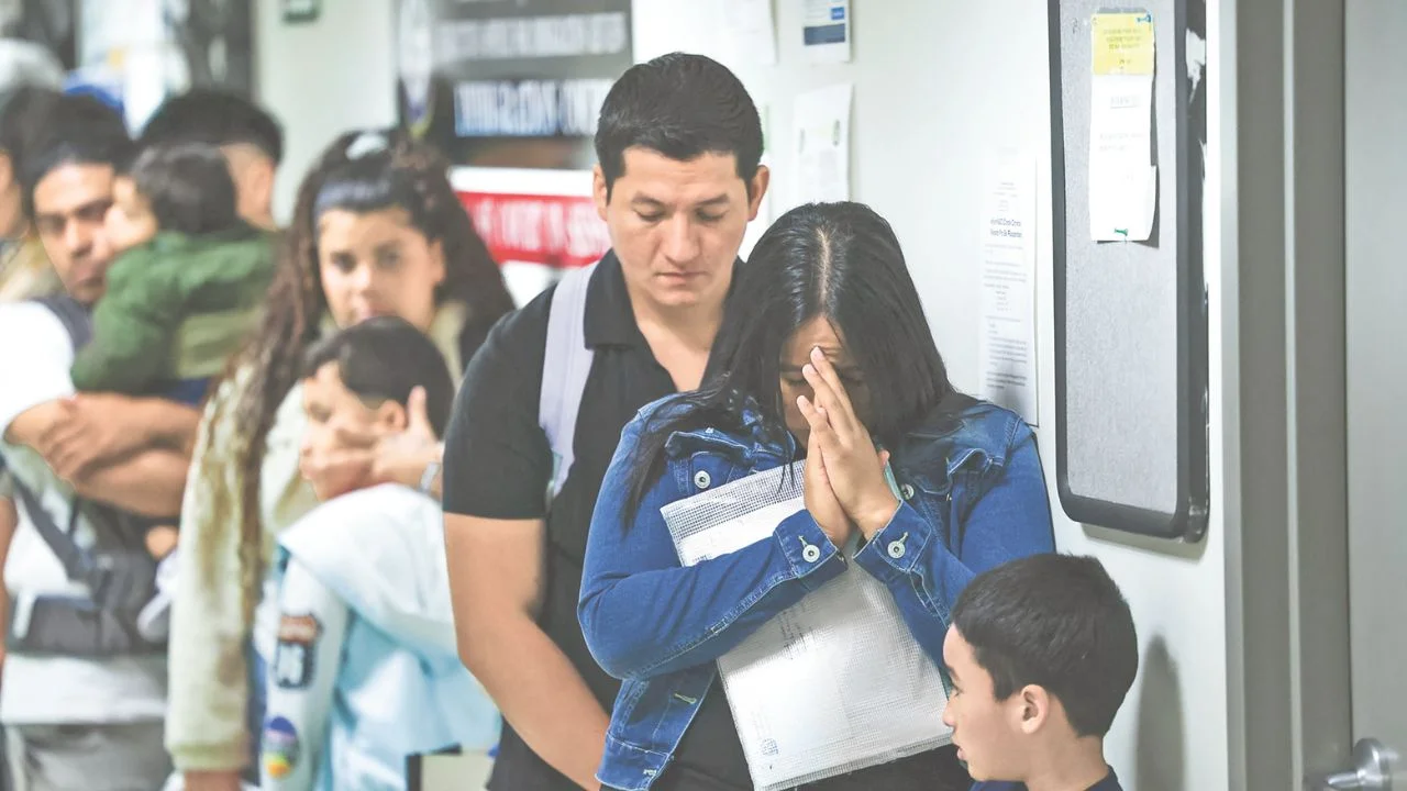 Estados Unidos cobra multas impagables para forzar la autodeportación