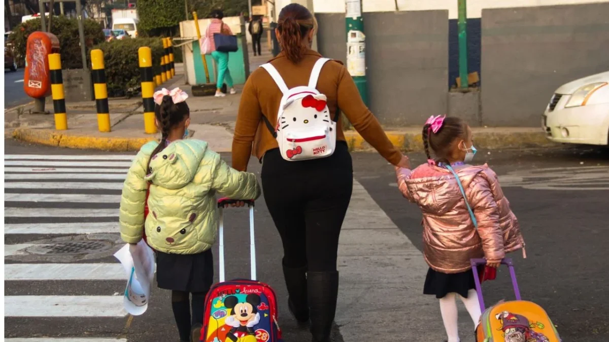 Conoce cuál es la propuesta de la SEP para el calendario del ciclo escolar 2026-2027 y prepárate con tiempo para el regreso a clases.