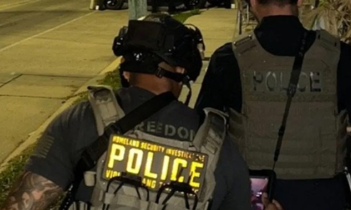 El zar fronterizo Tom Homan dijo que quiere cámaras corporales para agentes del ICE 'lo antes posible' tras matar a un mexicano.