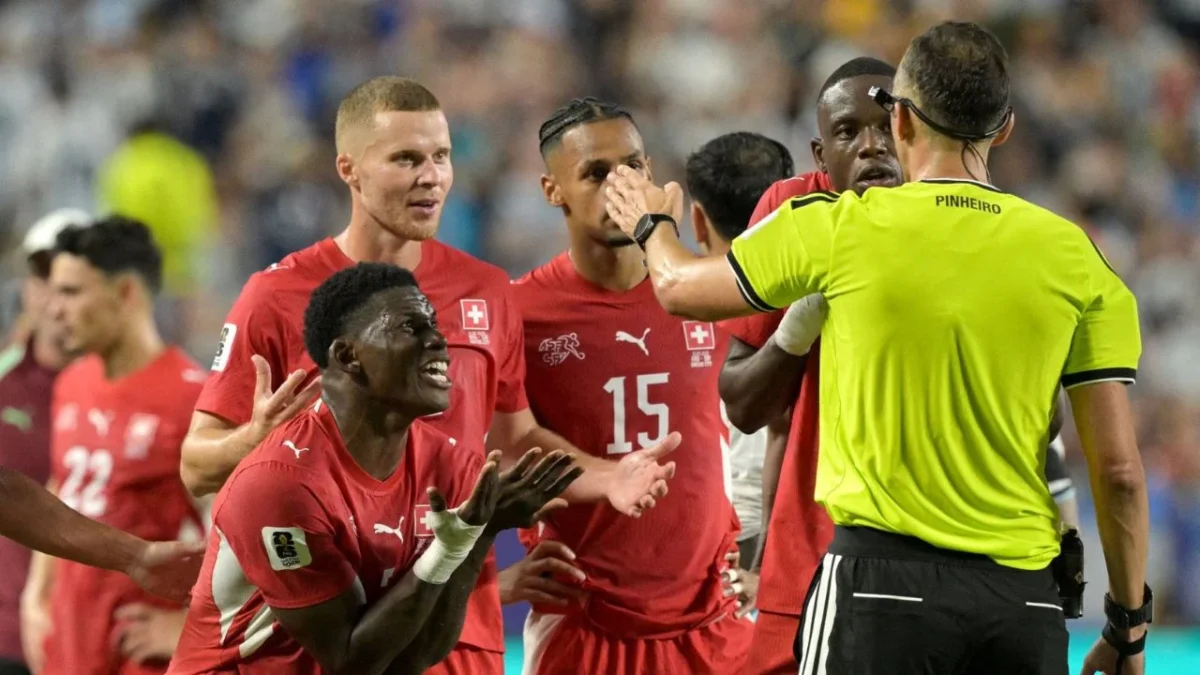 Luego de que en el Mundial 2026 se aplicó por primera vez la regla 'confusión de identidad', la FIFA y la IFAB aclaran polémica.