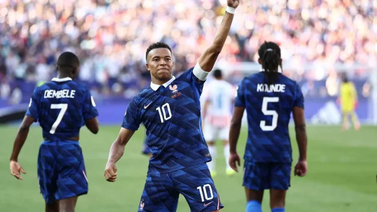 Con un solitario gol de Kylian Mbappé, Francia venció a Paraguay en los 16avos de final.