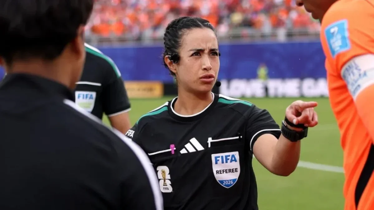 La participación de la árbitra mexicana Katia Itzel García en el Mundial 2026 continúa, la FIFA la designó para el duelo Argentina-Cabo Verde.