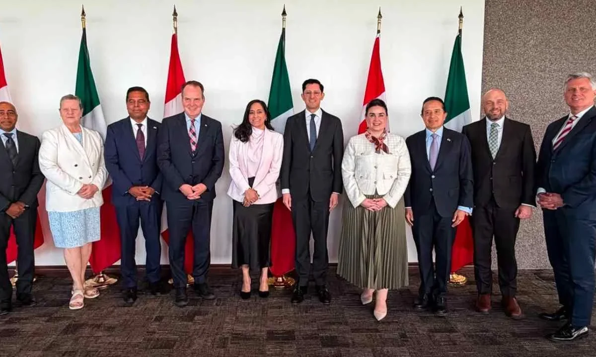 Tras reunión, México y Canadá resaltan avances en comercio y cooperación.