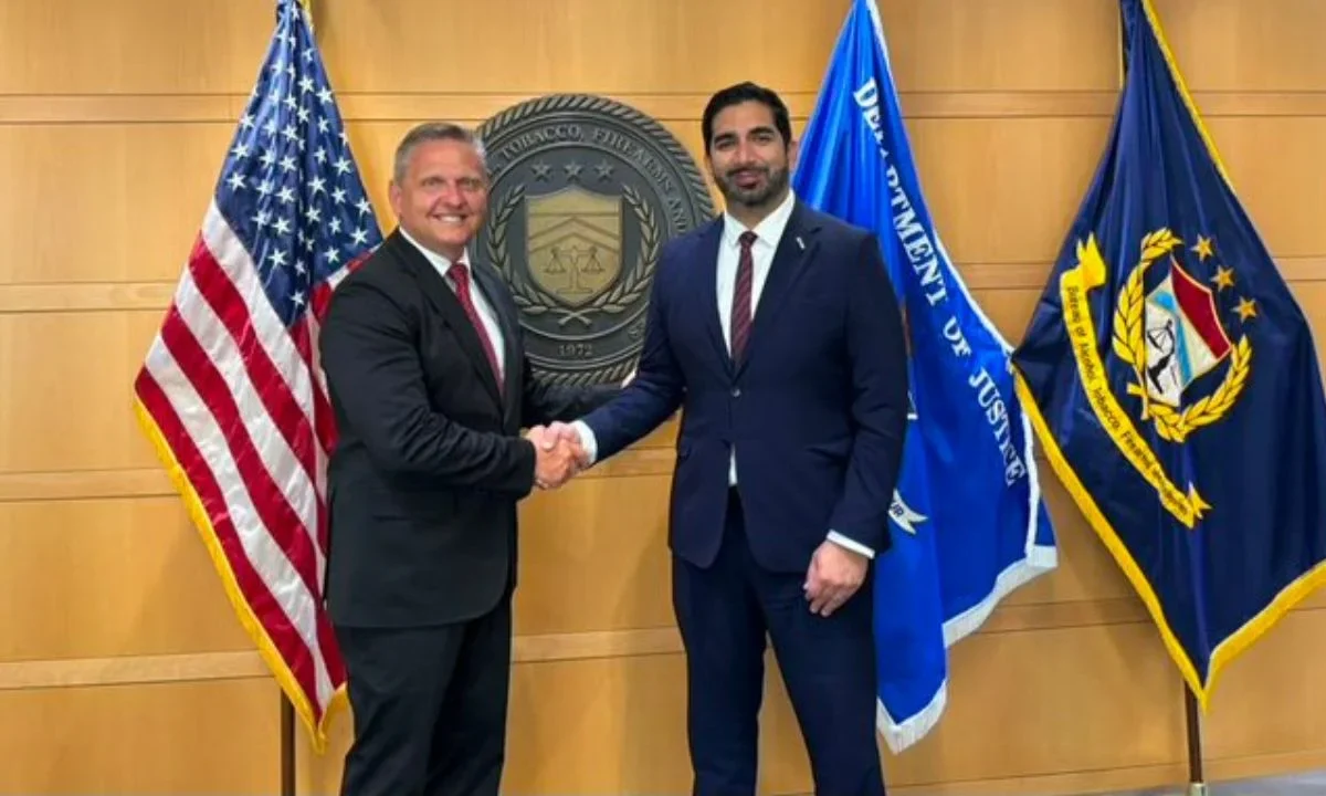 Con el objetivo de frenar el tráfico de armas al territorio mexicano, el embajador de México en Estados Unidos se reunió directivos de ATF.