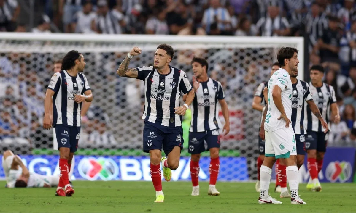 Monterrey abrió su participación en el Apertura 2026 contra la escuadra de Santos Laguna, a quienes vencieron 3 goles a 2 en la jornada 1.