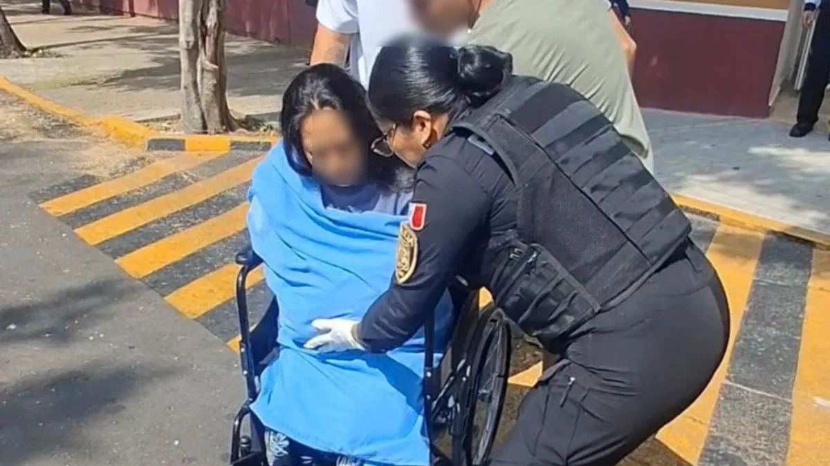 Policías de la SSC de la Ciudad de México, ayudaron a una mujer a dar a luz en la alcaldía Álvaro Obregón, a bordo de una patrulla.