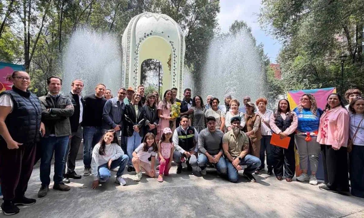 La alcaldesa Alessandra Rojo de la Vega entregó la rehabilitación integral de la Plaza Popocatépetl.