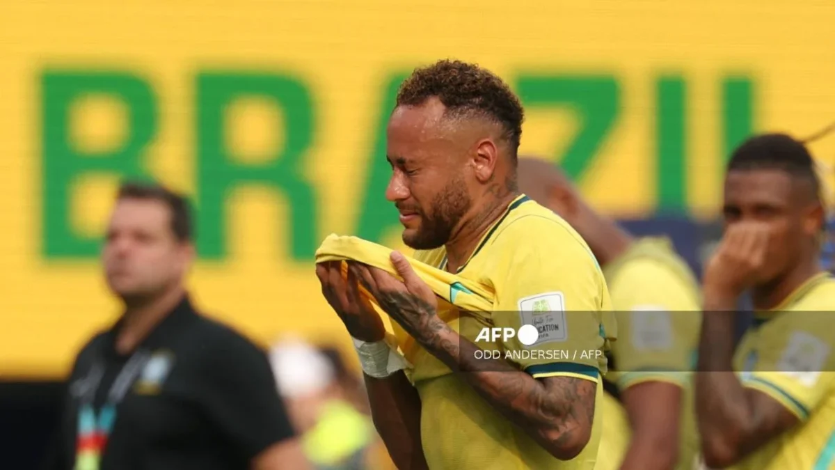 Con desánimo y tristeza, Neymar anunció su retiro de la selección de Brasil tras caer ante Noruega en la Copa del Mundo 2026.