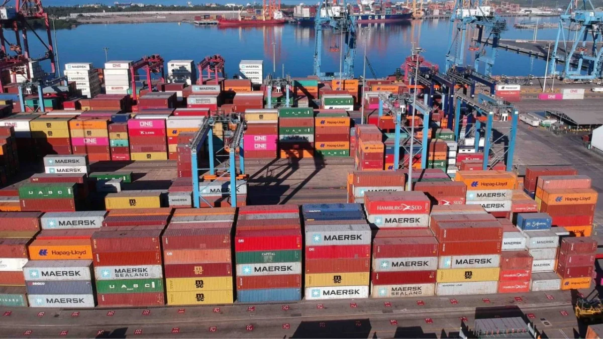 México consolidó su posición como uno de los principales proveedores de EU, desempeño que impulsó un superávit comercial de 4,090 mdd.