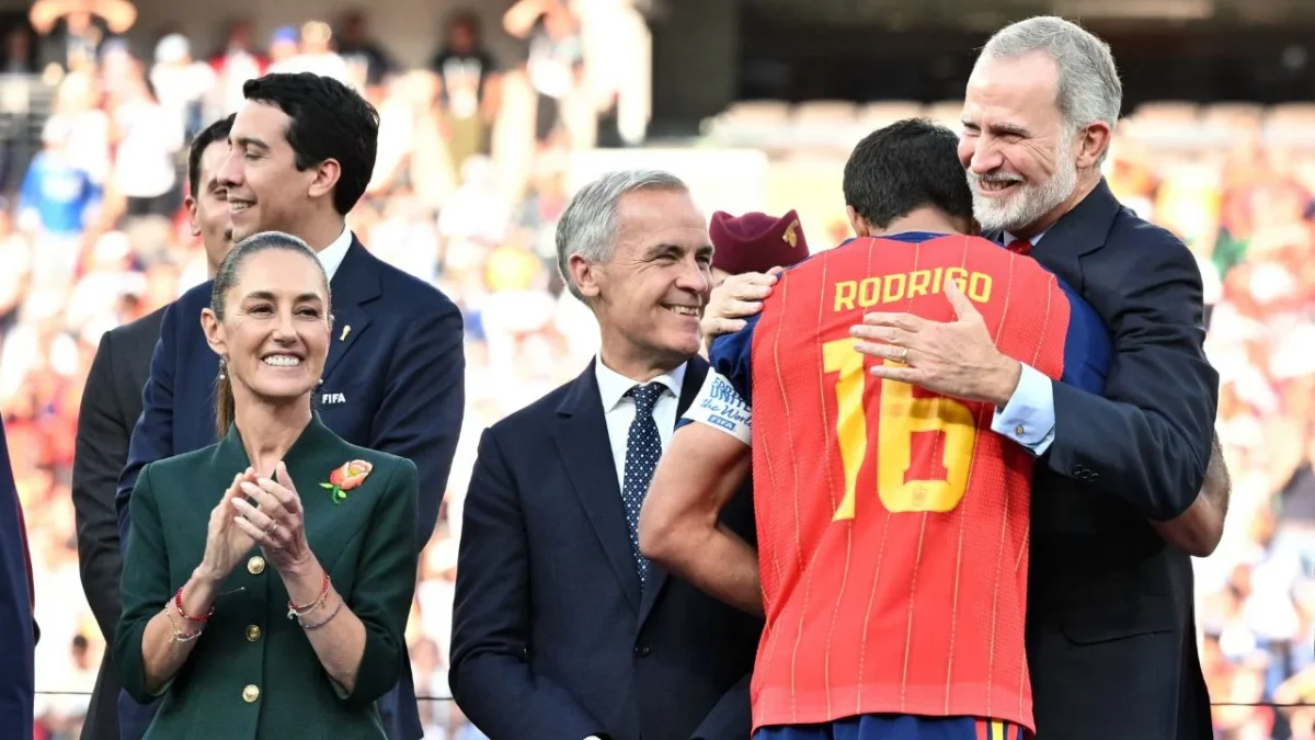 La Embajada de España en México expresó su profundo agradecimiento tanto a la presidenta Claudia Sheinbaum Pardo como a la afición mexicana.
