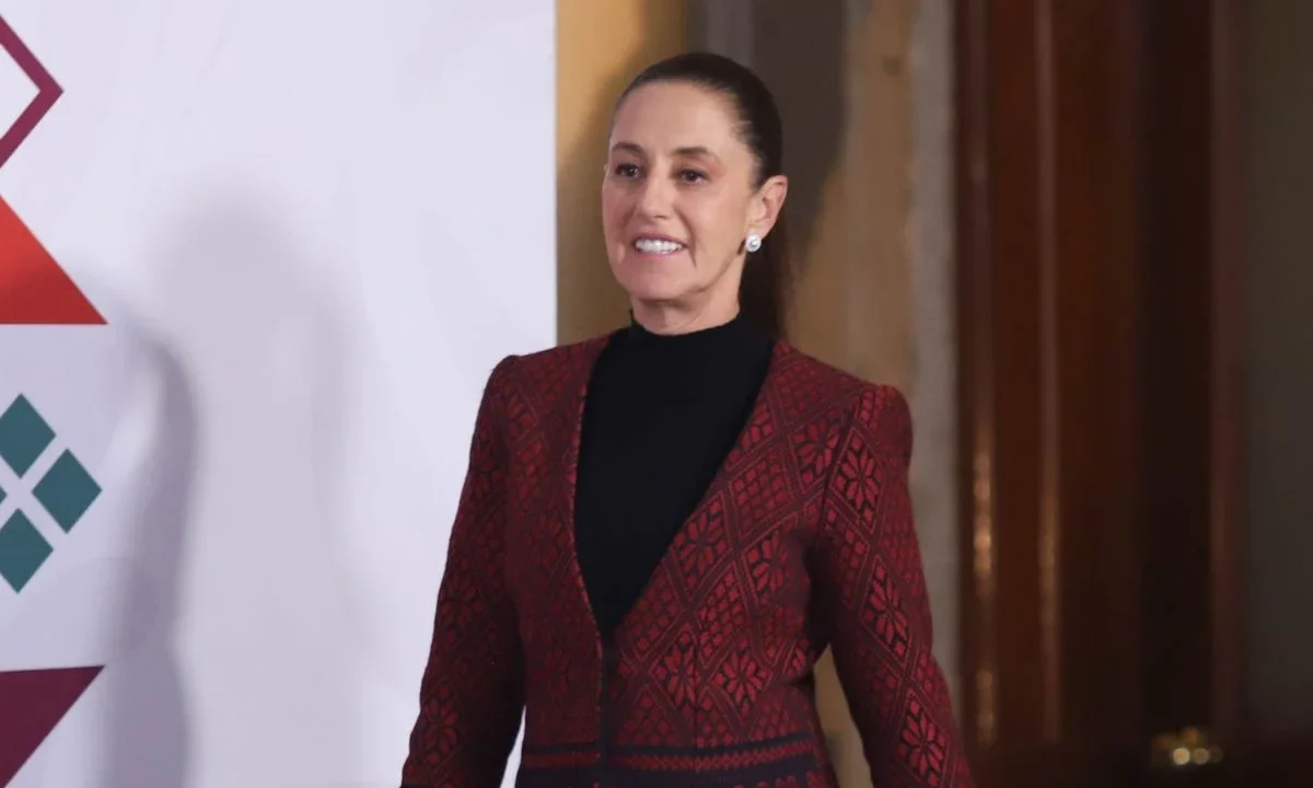 Claudia Sheinbaum, presidenta constitucional de los Estados Unidos Mexicanos, durante su llegada a la Mañanera del Pueblo