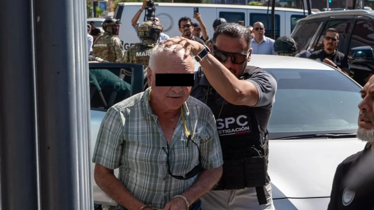 Tras la detención de Ernesto Ruffo Appel, exgobernador de Baja California, fue trasladado a las instalaciones de la FGR de Tijuana.