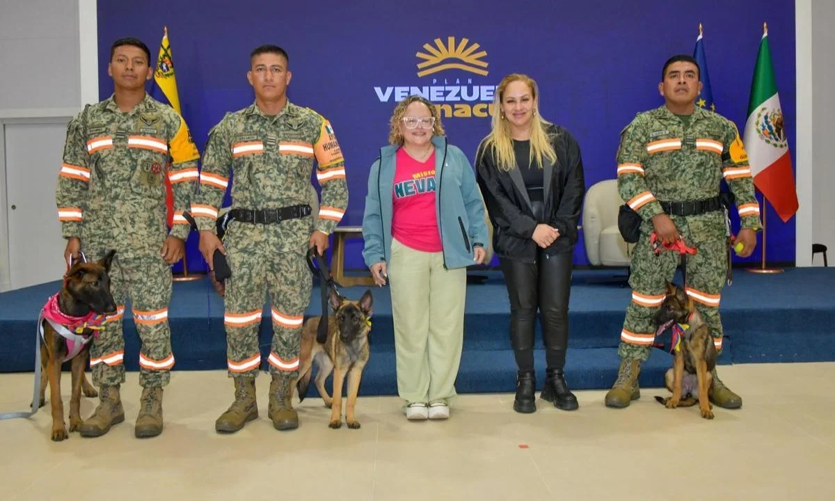 Venezuela entregó en donación una ejemplar de la raza belga malinois al Gobierno de México.