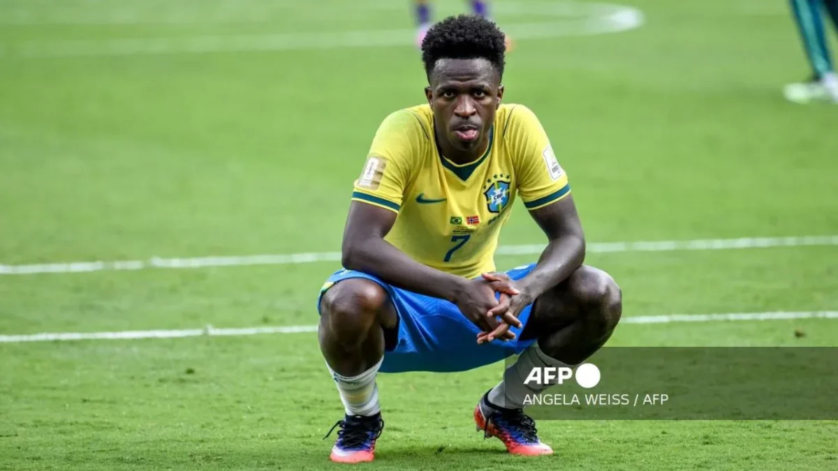 En las últimas horas la noticia sobre el nuevo rostro del jugador brasileño Vinicius Jr. inunda las redes entre críticas por su apariencia.